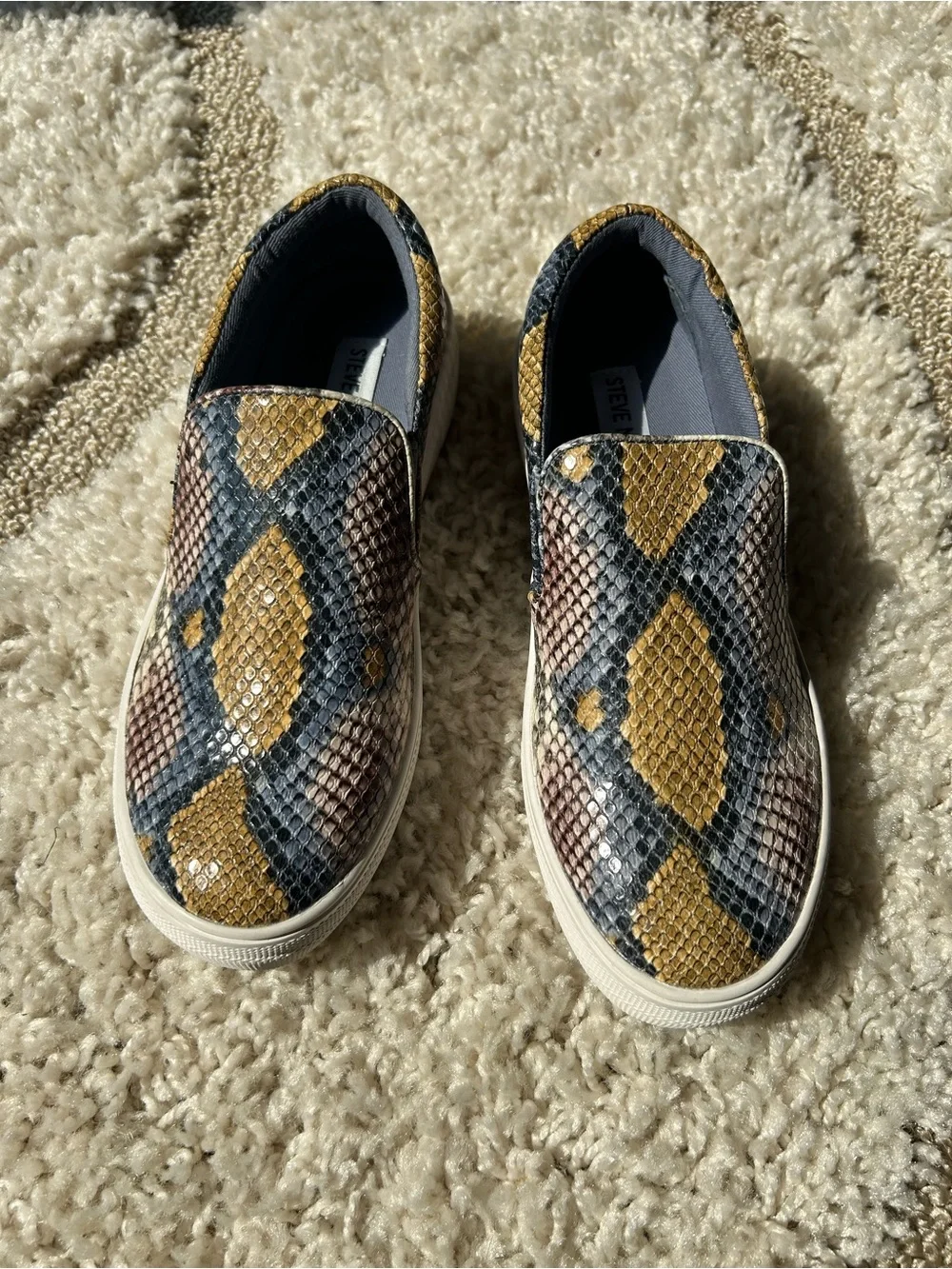 Slip-On Sneakers in Yellow Black Snake Print - Steve Madden